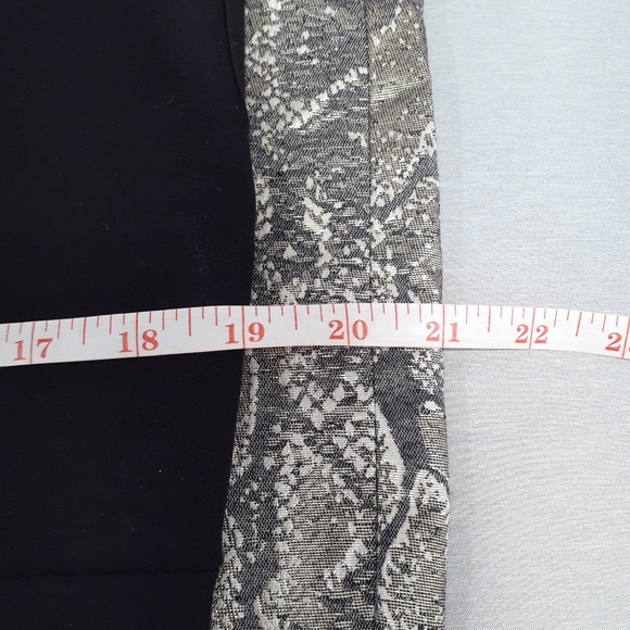 Isda and Co Two Tone Black and Snake Print Sleeve less V-Neck Midi Dress - Picture 3 of 7